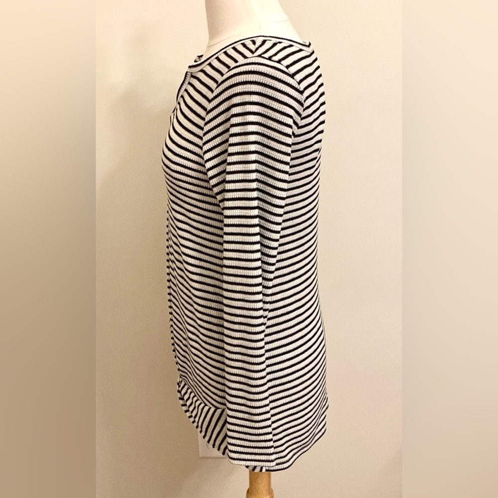 Sonoma Goods For Life White Black Striped M Casual Chic Front Knot Thermal Top - Picture 5 of 10